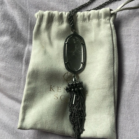Limited Edition Kendra Scott Rayne Necklace in Gunmetal and Mirror Rock Crystal - Picture 1 of 3
